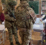 Бойцы группировки войск "Восток" в преддверии Нового года поздравили с праздником воспитанников детского сада и школьников Волновахского района Донецкой Народной Республики - DNR-News.Ru