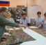 «Сердце матери»: как волонтёры шьют антидроновые плащи для фронта - Донецк Медиа