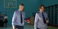 Сотрудники следственного управления СК России по ДНР возложили цветы в День солидарности борьбы с терроризмом - Следственный комитет