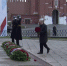 Путин возложил цветы к памятнику Минину и Пожарскому на Красной площади - Донецк Медиа