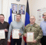 Дмитрий Огилец вручил благодарственные письма волонтерам и ветеранам СВО - Народный Совет ДНР