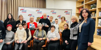 В Донецке передали родным погибших бойцов особые шевроны «Жить за двоих» - Divan-News.Ru