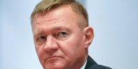 Экс-губернатор Курской области Смирнов обвинил Старовойта в получении 100 млн рублей откатов - Донецк Медиа