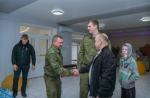 В Горловке воспитанники социально-реабилитационного центра получили пасхальные подарки