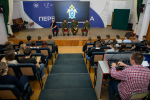 Студенты познакомились с работой следователей, криминалистов и экспертов на круглом столе