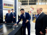 Денис Пушилин удивил премьер-министра Михаила Мишустина агропромышленным стендом ДНР