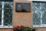 В Донецке почтили память Арсена Павлова, транспортный узел Макеевки, восстановление детсада в Мариуполе. Дайджест за 16 октября