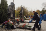В Донецке почтили память Арсена Павлова, транспортный узел Макеевки, восстановление детсада в Мариуполе. Дайджест за 16 октября